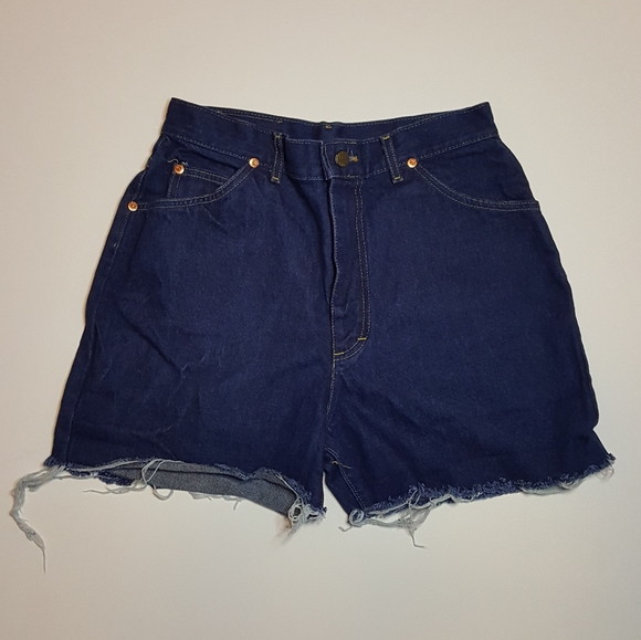 Vintage Lee High Waist Cutoff Jean Shorts - Picture 4 of 8